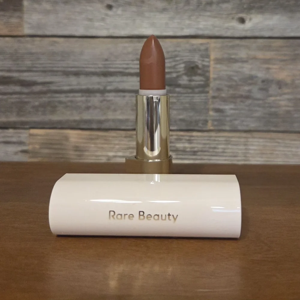 Rare Beauty- Kind Words Matte Lipstick Wise - Warm Brown Nude
